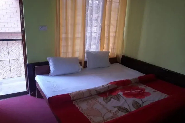 Room 7 of 10