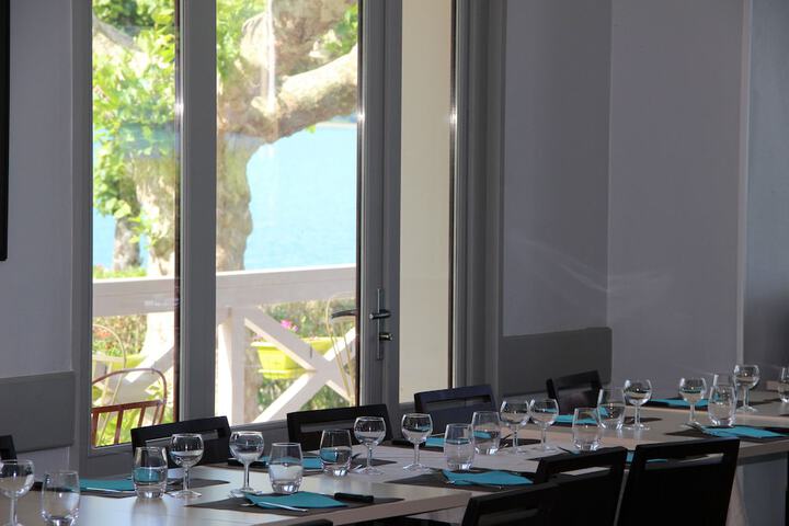 Dining Photos