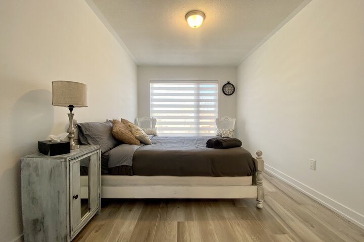 Room 6 of 41