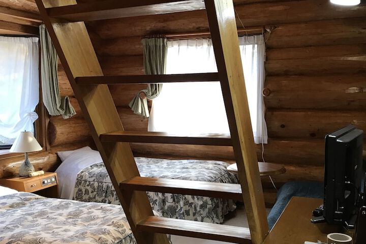Room 10 of 60