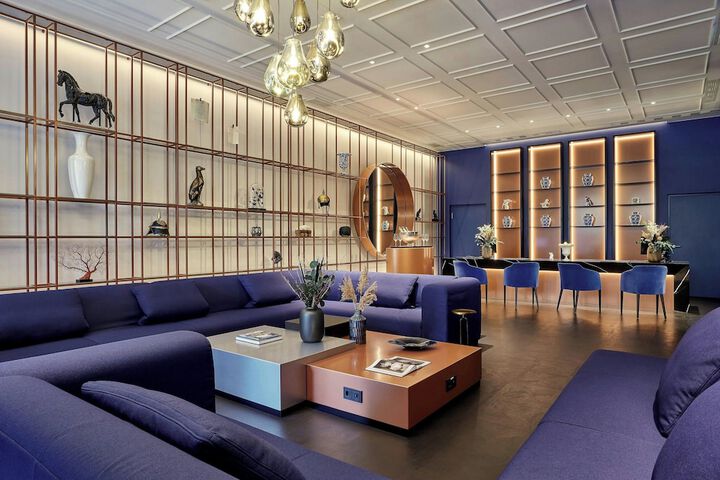 Guest Lobby