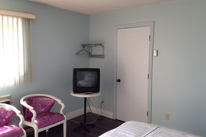 Room 31 of 46