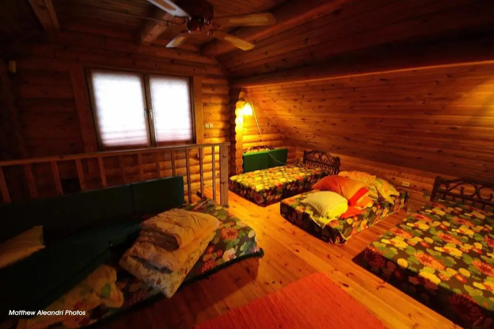 Room 5 of 17