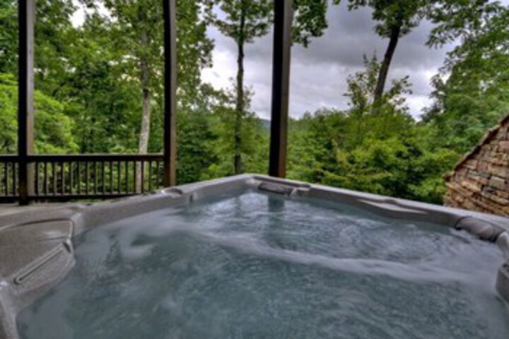 Spa 23 of 28