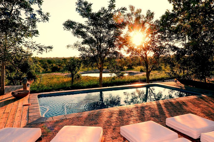 Pool 29 of 215