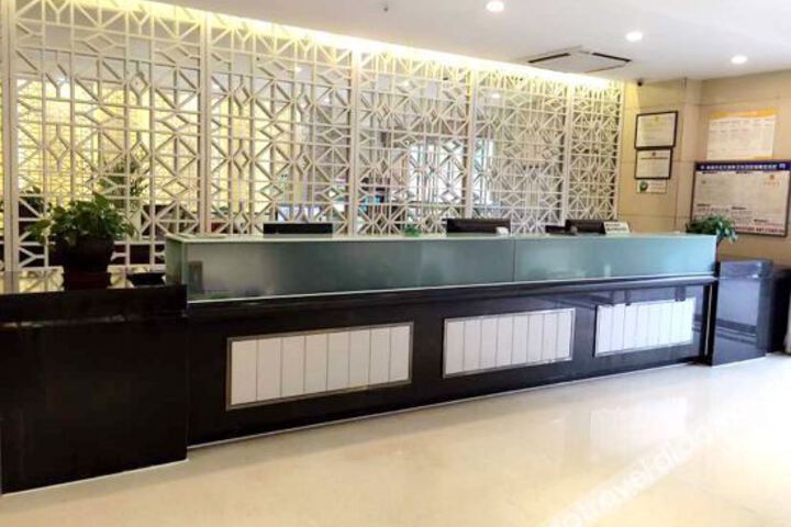 Hotel Interior 18 of 28
