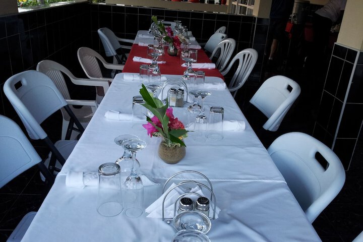 Dining 22 of 43