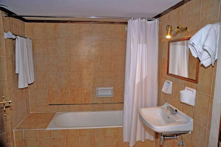 Room 92 of 130