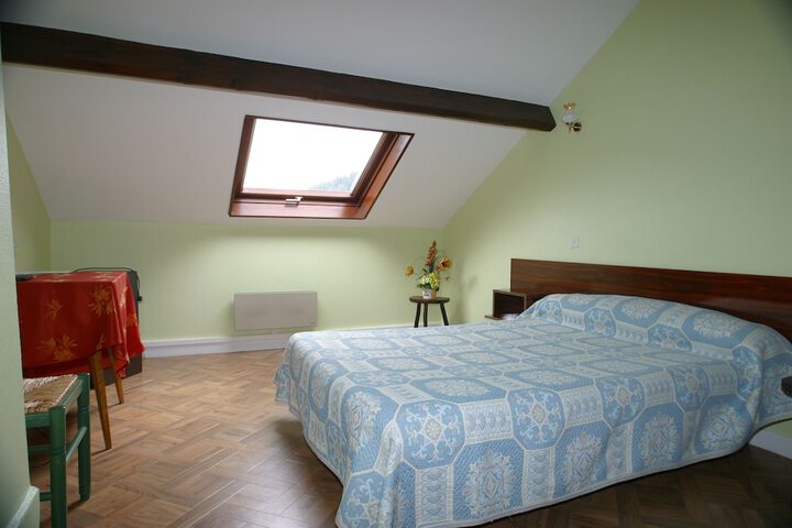 Room 3 of 30