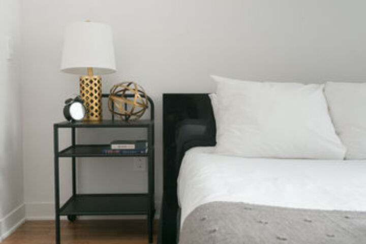 Room 10 of 22