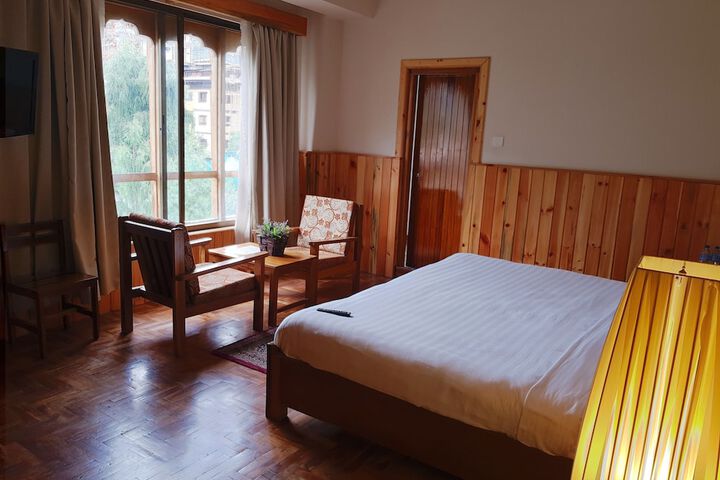Room 17 of 57