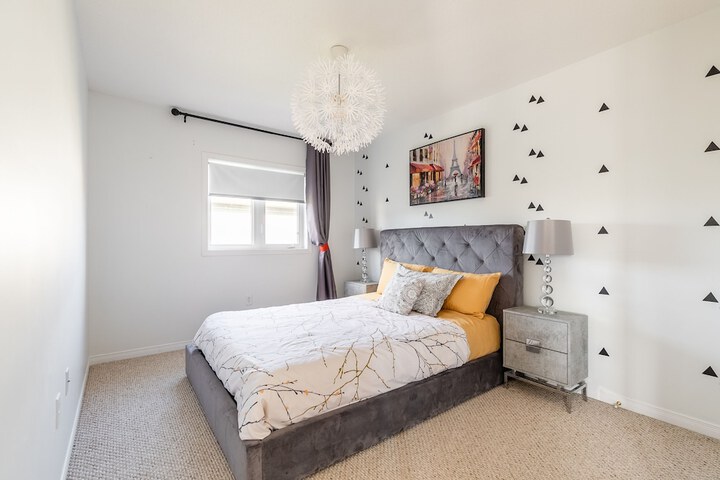 Room 5 of 30