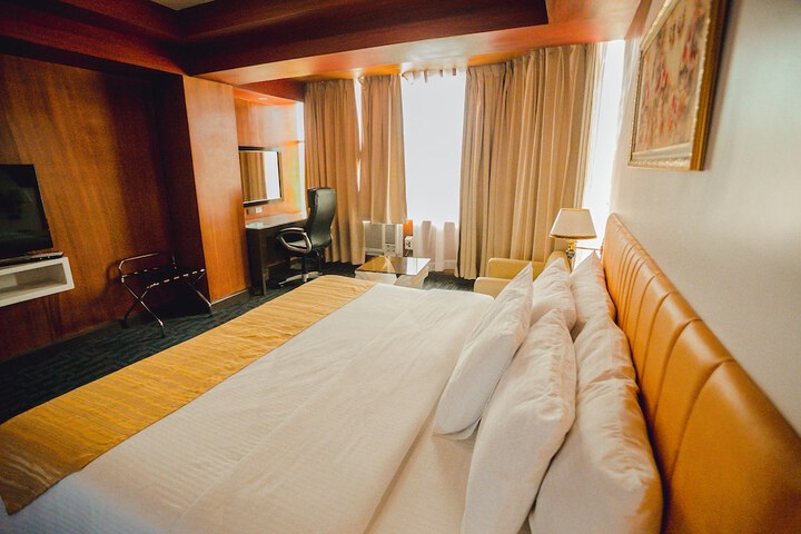 Room 16 of 51