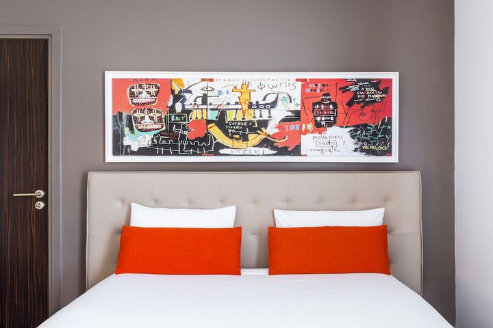 Room 10 of 55