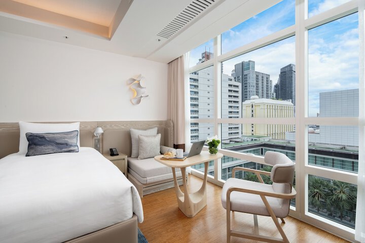 Room 45 of 116