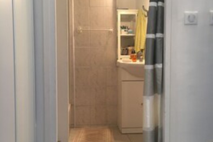 Room 4 of 21