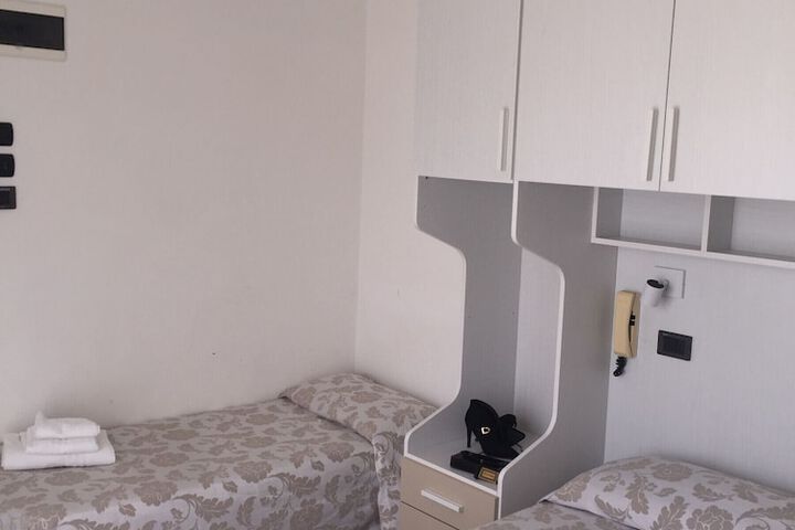 Room 38 of 58
