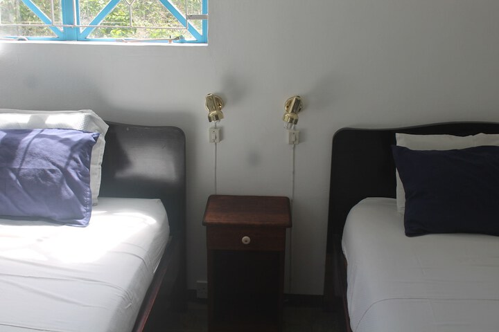 Room 10 of 83