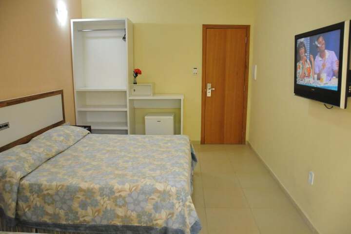 Room 15 of 53