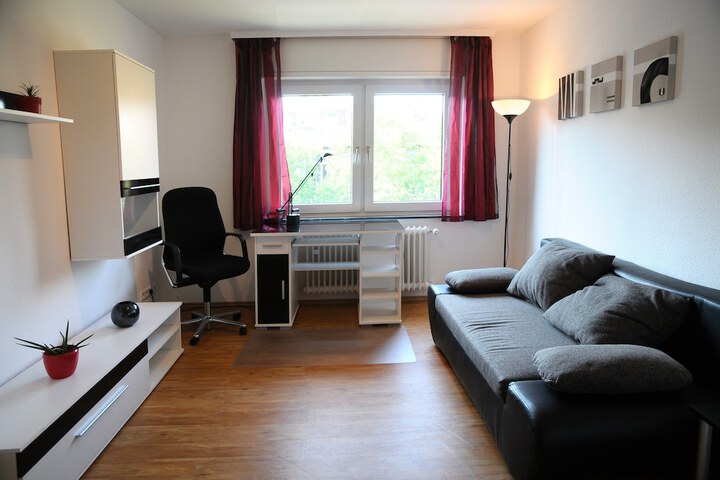 Room 12 of 37