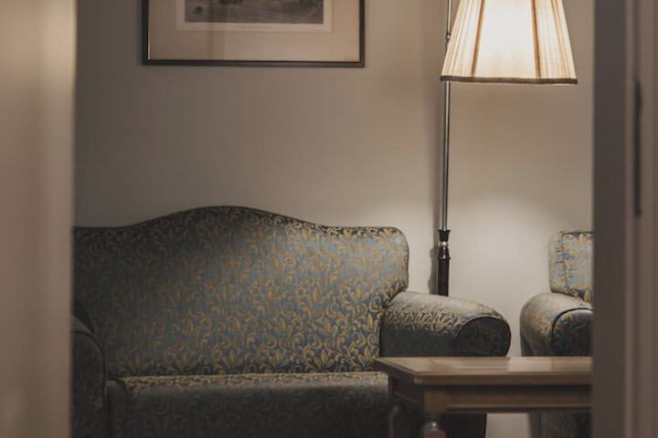 Room 114 of 181