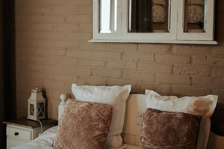 Room 4 of 41