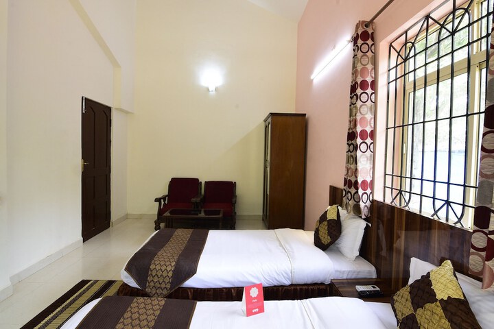 Room 5 of 20