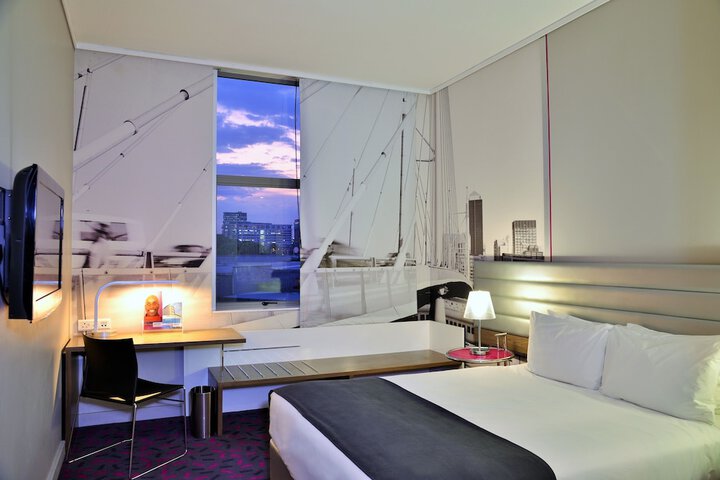 Room 11 of 47