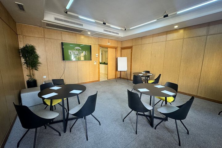 Business Center 40 of 48