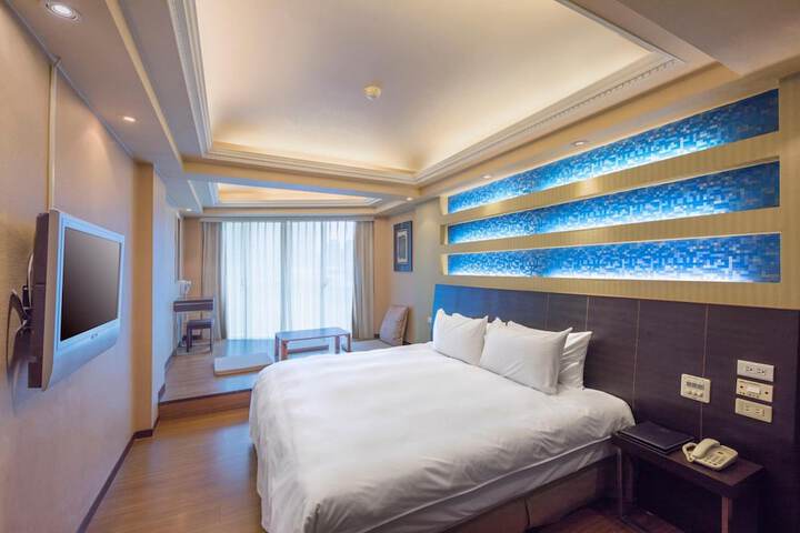 Room 10 of 45