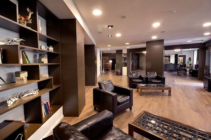 Hotel Lobby