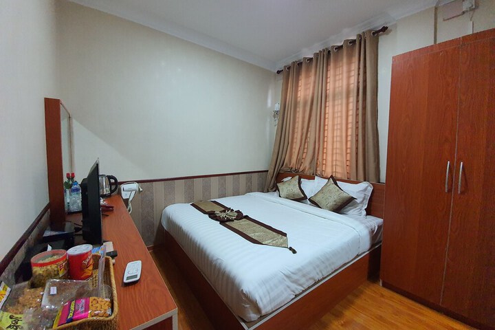 Room 22 of 43