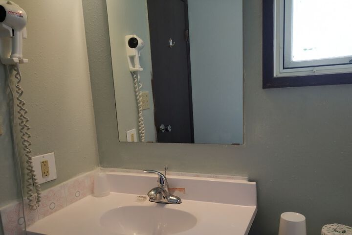 Room 46 of 51