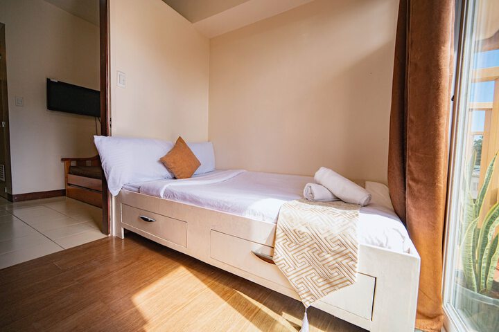 Room 105 of 224