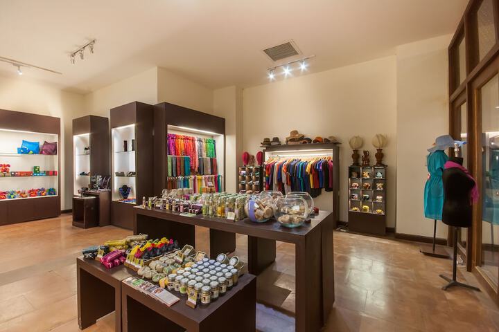 Gift Shop 50 of 89