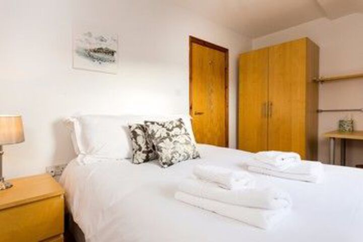 Room 17 of 29