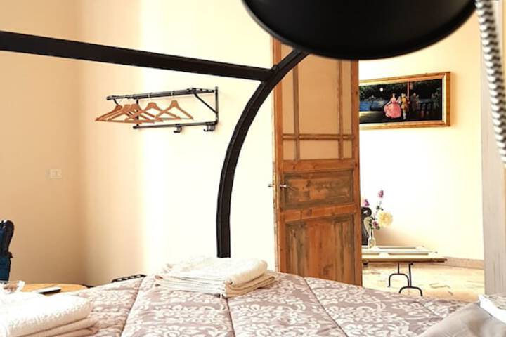 Room 8 of 53