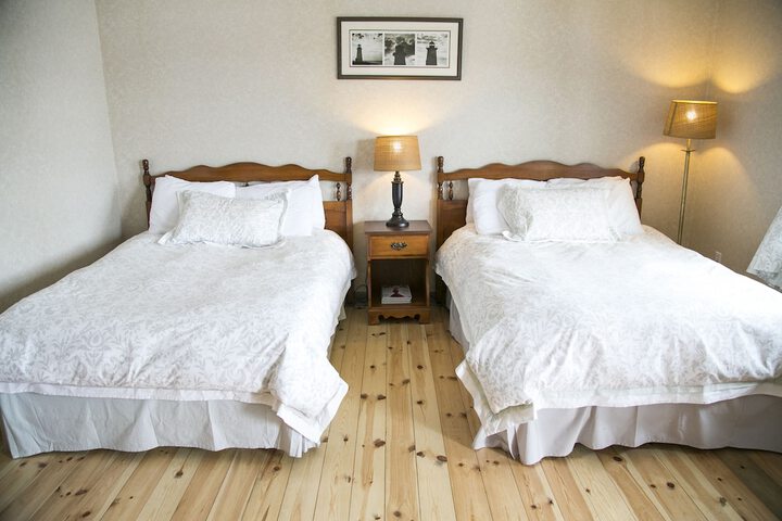 Room 4 of 46