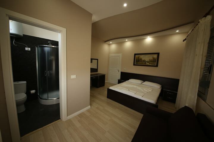 Room 10 of 45