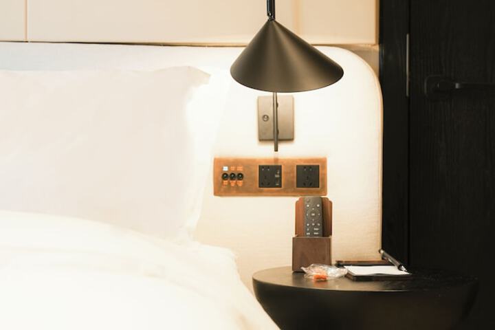 Room 40 of 134