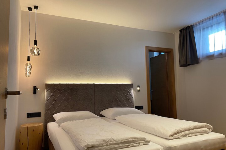 Room 40 of 108