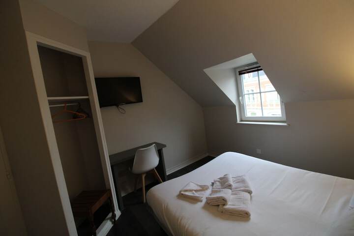 Room 15 of 69