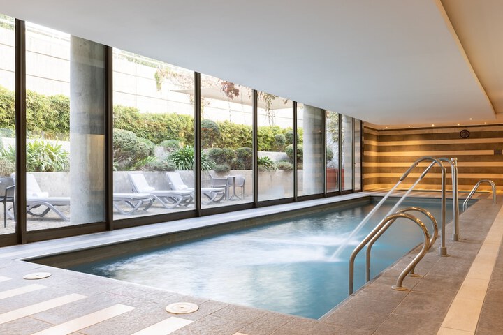 Hotel with Pool