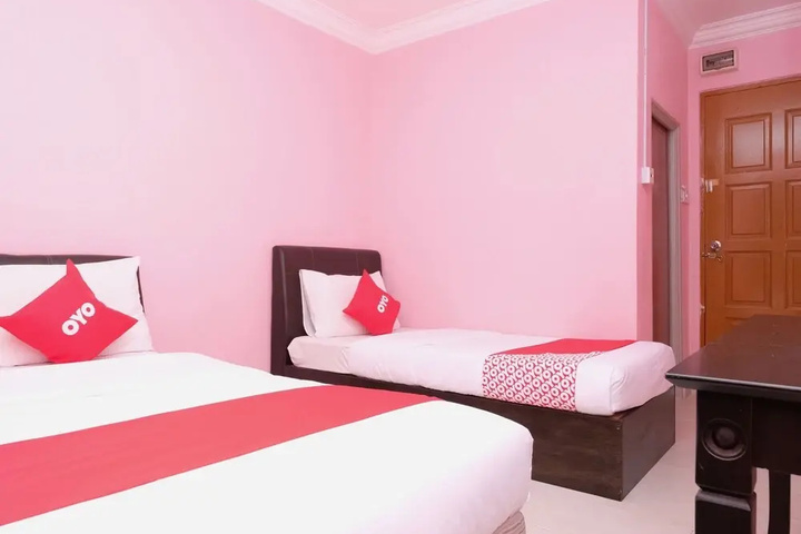 Room 5 of 15