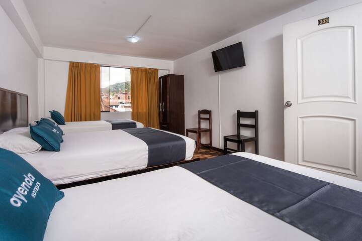 Room 7 of 30