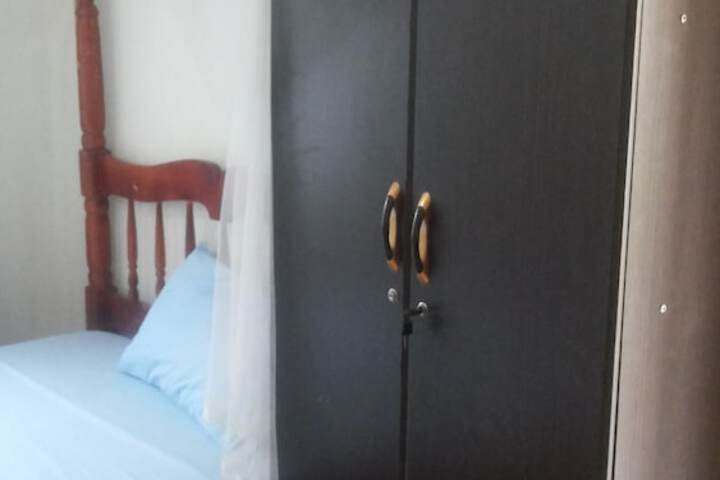 Room 10 of 63