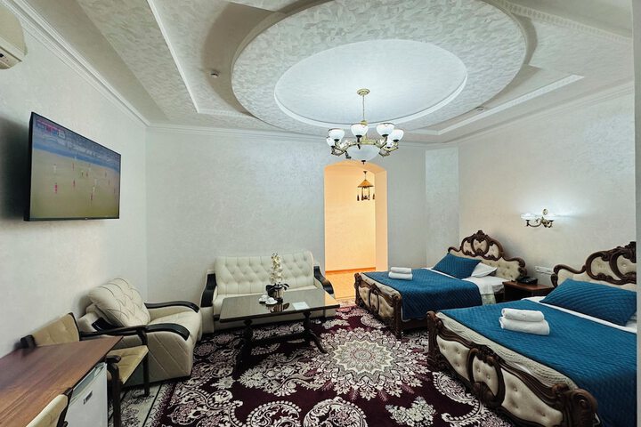 Room 8 of 31