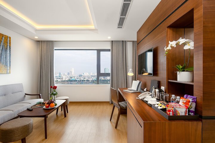 Room 33 of 68