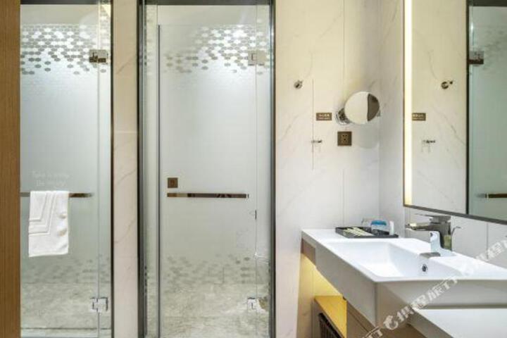 Hampton by Hilton LingPing High Speed Railway Station Hangzhou