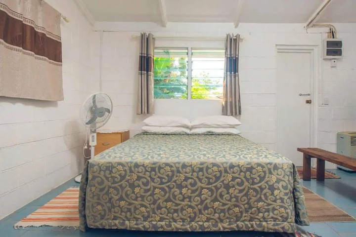 Room 4 of 24